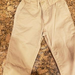 Gap size 6 slim casual khakis